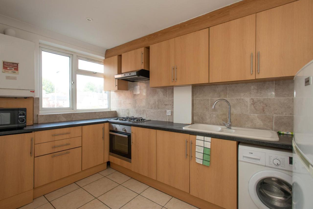 Modern Apartments In Bromley, Greater London Near Tesco And Sundridge Park Station Exterior foto